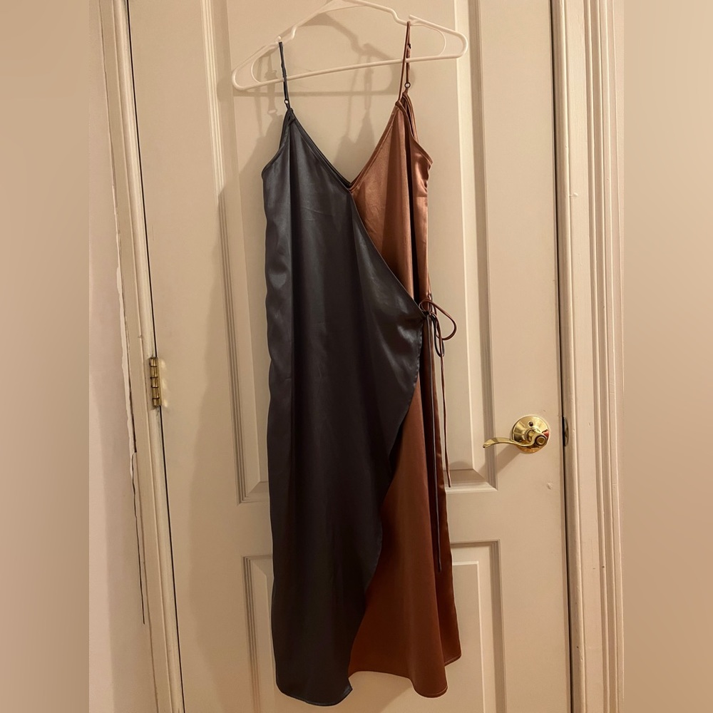 Slip dress two tone, faux wrap size 0